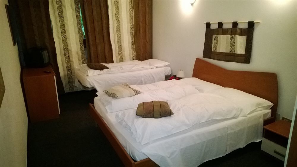 Hotel Ciclamino Пьетрамурата Экстерьер фото